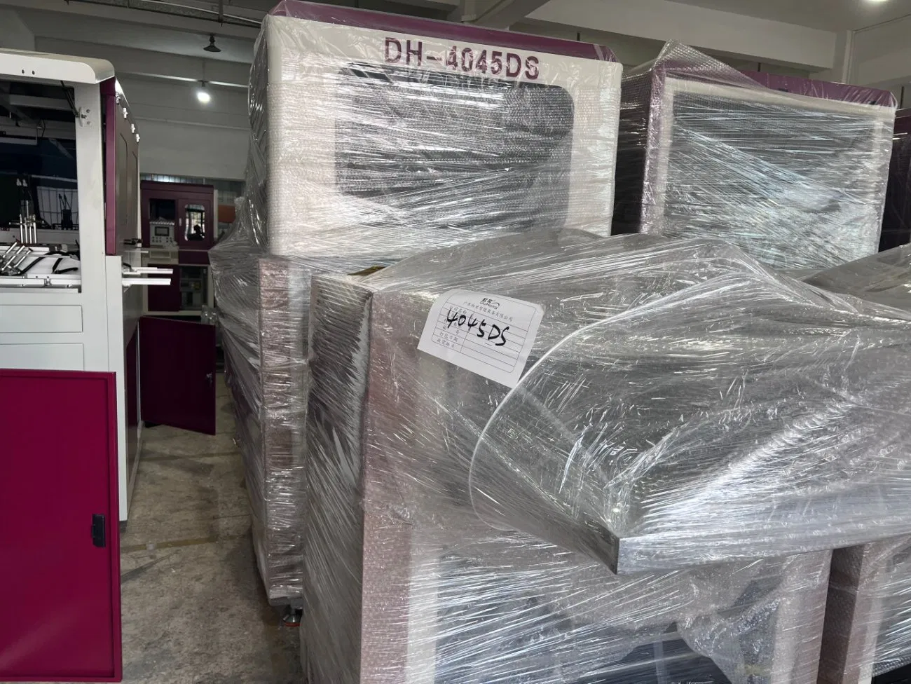 Jelly Glue Sealing and Lining Combination Machine. Automation Jelly Glue and Hot Melt Glue Packaging Equipment